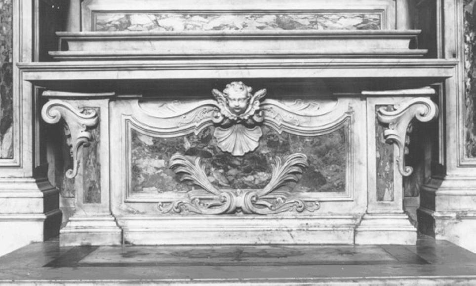 cherubini e motivi decorativi fitomorfi (mensa d'altare) - ambito veneziano (sec. XVIII)