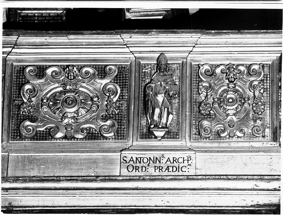Sant'Antonio (rilievo) di Farinati Domenico (sec. XX)