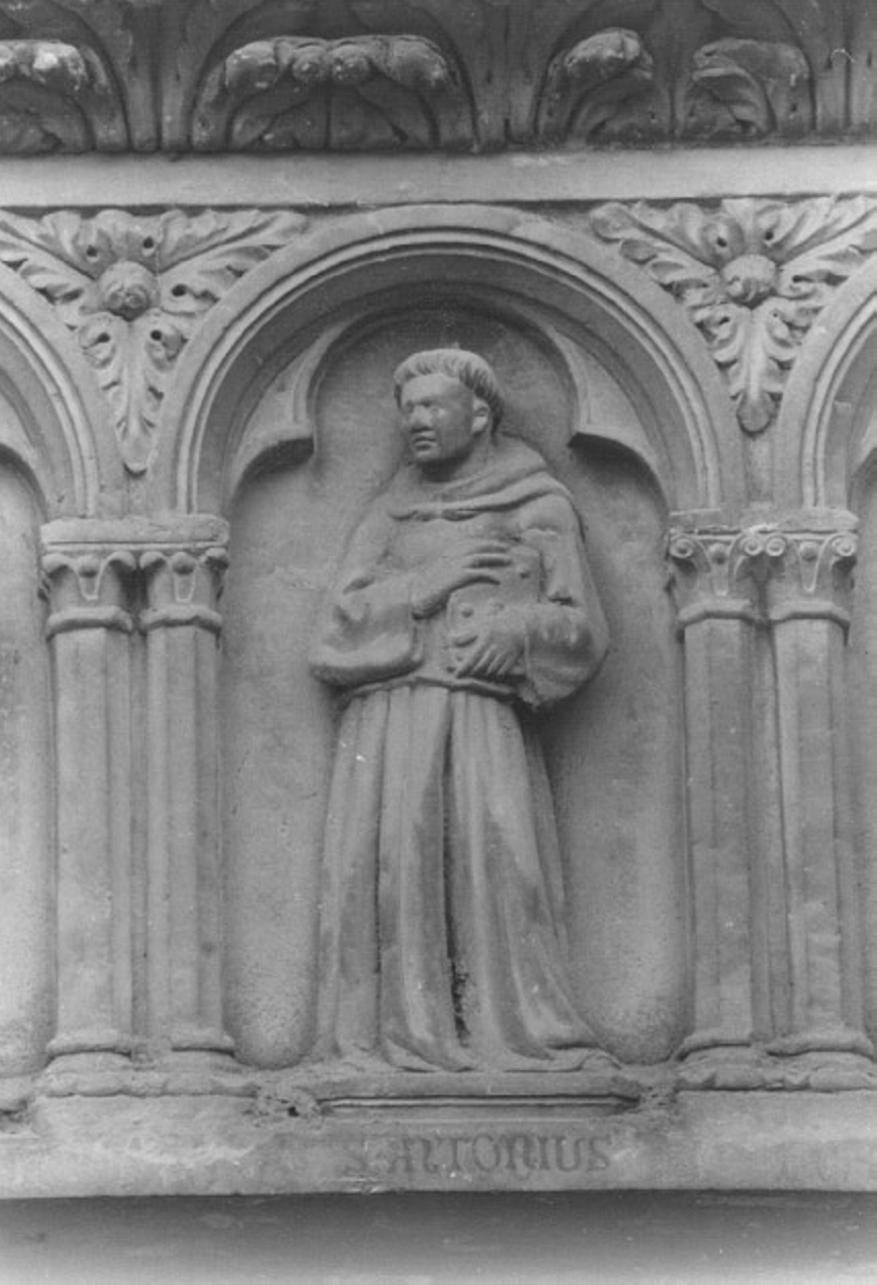 Sant'Antonio da Padova (rilievo) di De Santi Andriolo (bottega) (sec. XIV)
