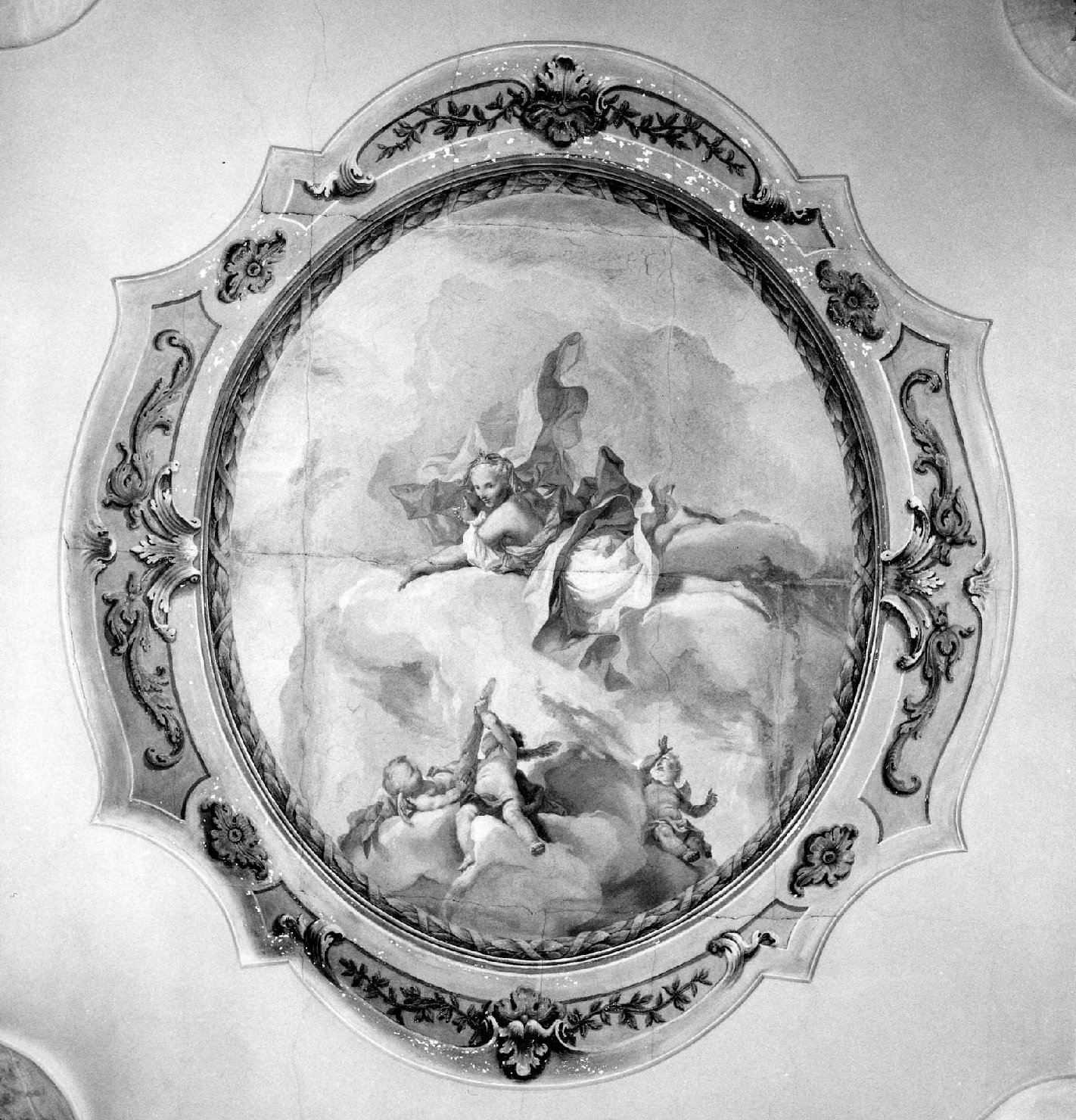 figura allegorica femminile (soffitto dipinto, opera isolata) di Anselmi Giorgio (sec. XVIII)