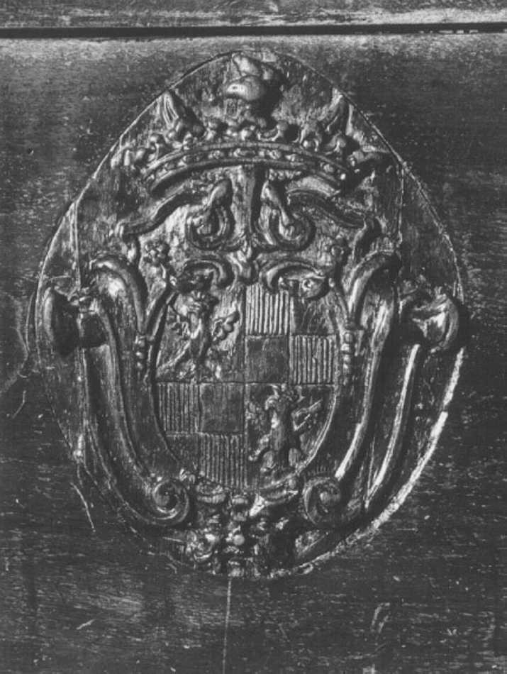 stemma gentilizio (rilievo) - ambito veneto (sec. XIX)