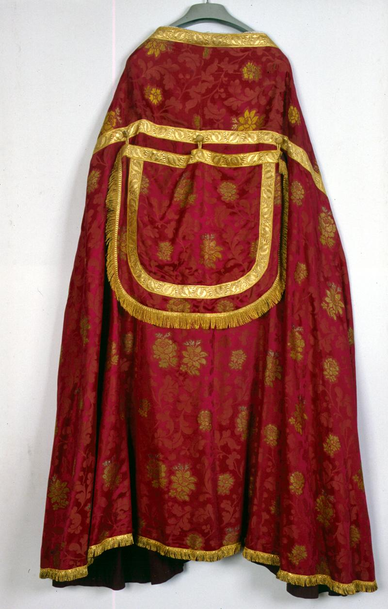 piviale - manifattura veneta (prima metà sec. XIX)