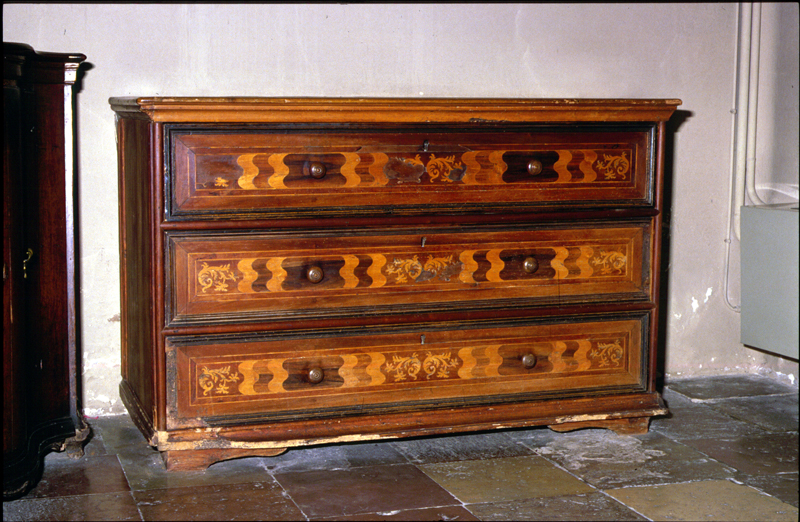 cassettone - bottega veneta (sec. XVII)