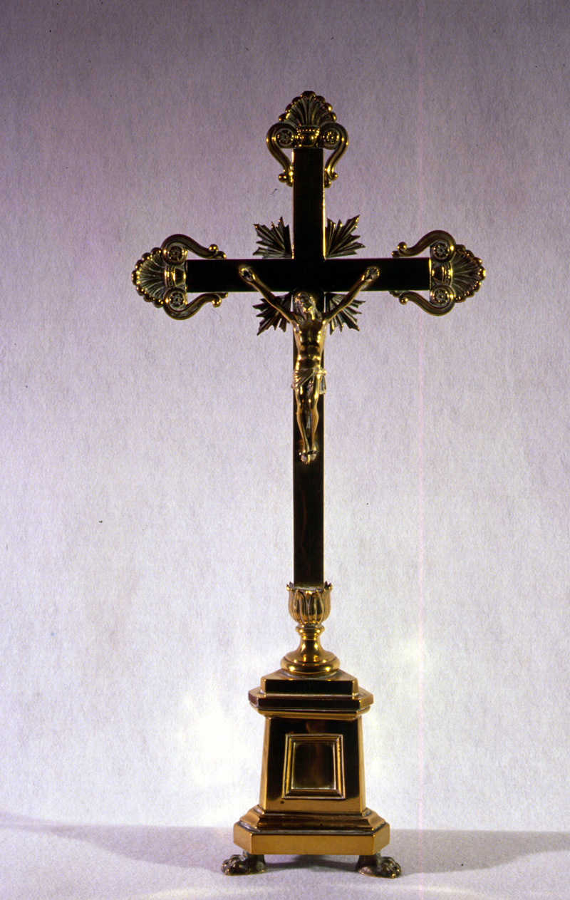 croce da tavolo - manifattura veneta (prima metà sec. XX)