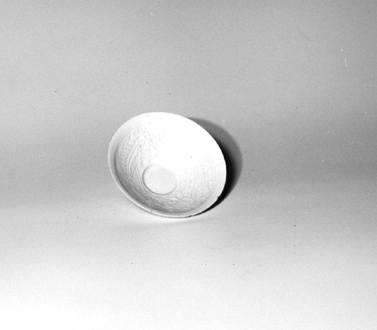 motivi decorativi geometrici (coppetta, opera isolata) - ambito giapponese (secc. XVIII/ XIX)