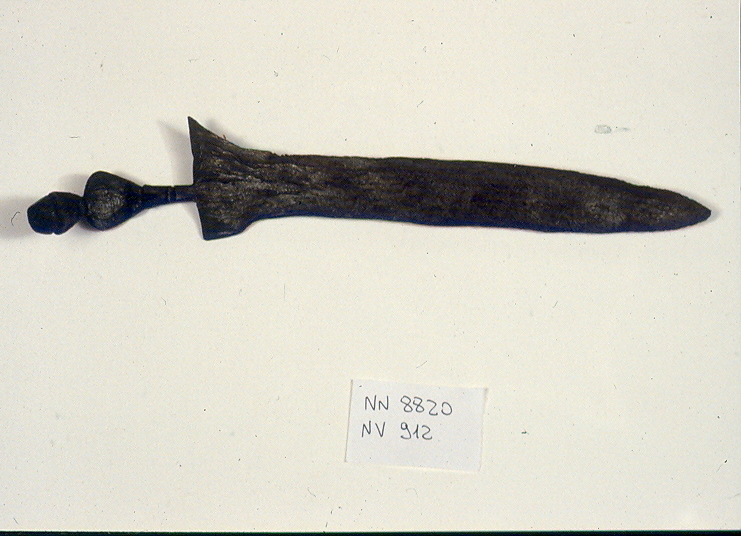 coltello, opera isolata - manifattura di Giava (secc. XVII/ XIX)